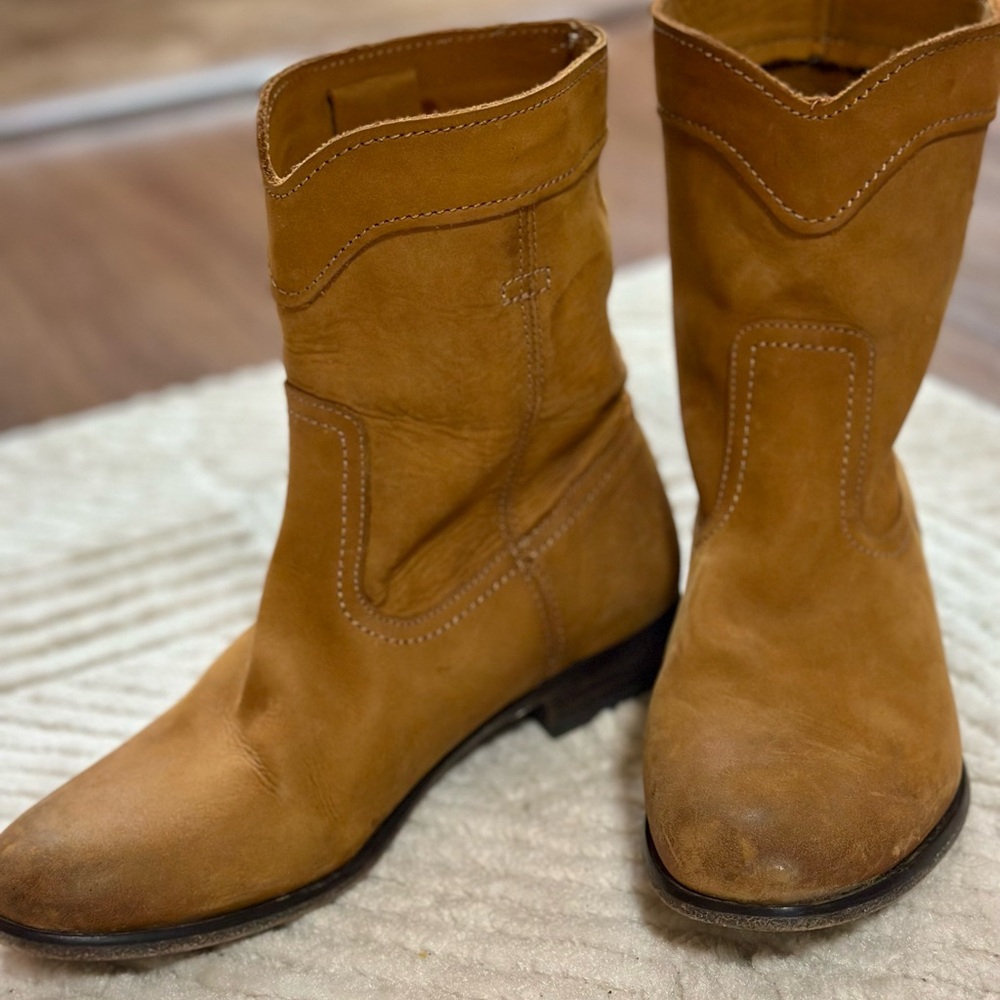 Frye Tan Suede Western Boots